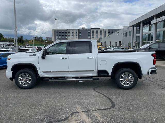 2025 Chevrolet Silverado 2500HD in Cars & Trucks in Oakville / Halton Region - Image 2