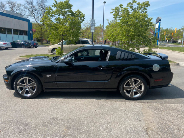 2008 Ford Mustang in Cars & Trucks in City of Toronto - Image 2