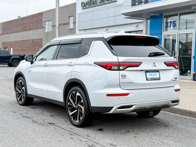 2023 Mitsubishi Outlander Plug-In Hybrid SEL 2.4L 4 CYL WITH... in Cars & Trucks in Ottawa - Image 3