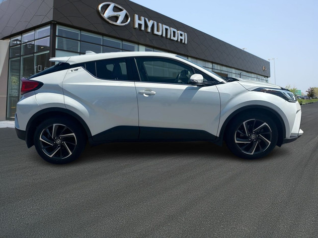 2021 Toyota C-HR Limited in Cars & Trucks in Oshawa / Durham Region - Image 4