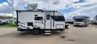 Light Weight Bunk Model 2022 Cruiser Hitch 17BHS – Big Adventure in a Compact Package If you're look...