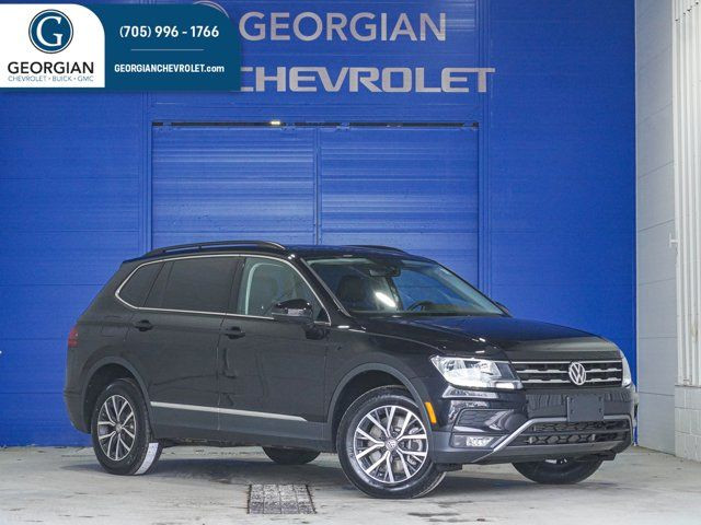2021 Volkswagen Tiguan Comfortline- Pano Roof - Heated Seats in Cars & Trucks in Barrie