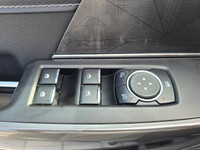 2022 Ford F-150 Supercrew 4x4 XLT with the 3.5L Ecoboost only 69,000kms on this unit! Front Bucket S... (image 9)