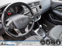 Engine: Moteur à 4 cylindres 1.6L L/100Km City: 7.1 L/100Km Hwy: 5.5 Safety Equipment Contrôle élect... (image 9)