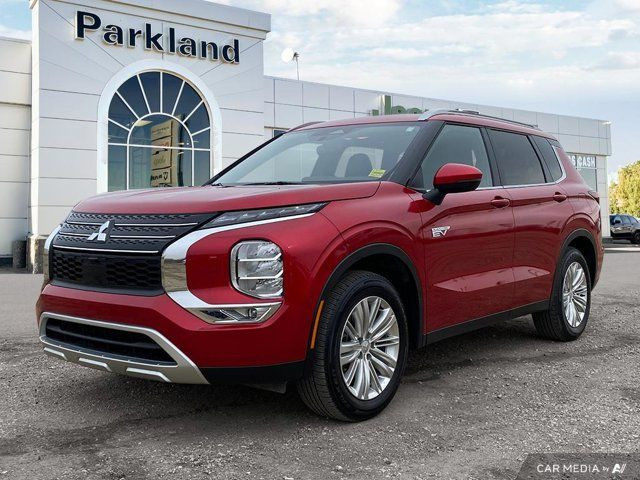 2024 Mitsubishi Outlander PHEV LE AWD Sunroof Nav Capable in Cars & Trucks in St. Albert