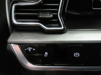 KIA SPORTAGE 2023 X-LINE EDITION AWD / INTÉRIEUR EN CUIR NOIR CHAUFFANT + ÉLECTRIQUE / VOLANT CHAUFF... (image 9)