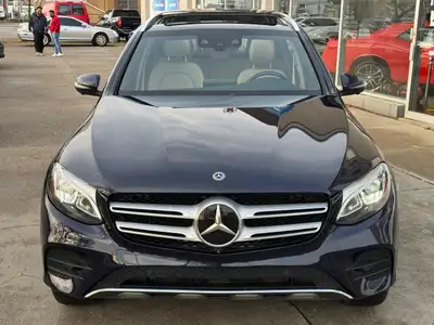 The 2019 Mercedes-Benz GLC 300 4MATIC is a luxury compact SUV that delivers a mix of performance, ad...