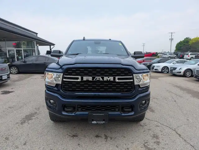 2022 RAM 3500 Big Horn in Cars & Trucks in London - Image 9