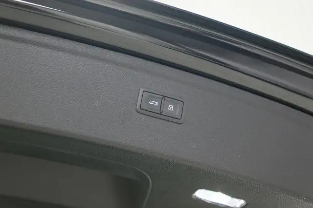 2024 Audi Q5 Komfort in Cars & Trucks in Winnipeg - Image 11