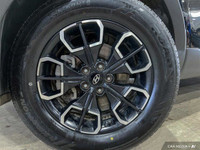 This Hyundai Santa Cruz has a strong Intercooled Turbo Regular Unleaded I-4 2.5 L/152 engine powerin... (image 6)