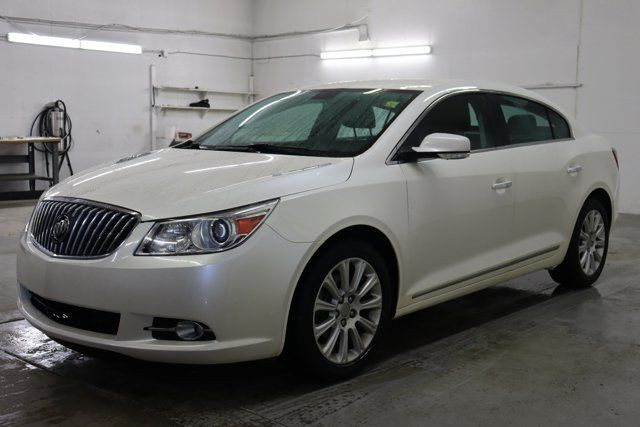 2013 Buick LaCrosse Luxury in Cars & Trucks in Saskatoon - Image 4
