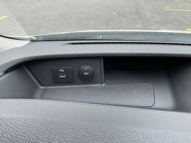 2020 Ford Transit 150 Cargo Van 148 WB - Low Roof - Sliding Pass in Cars & Trucks in Barrie - Image 19