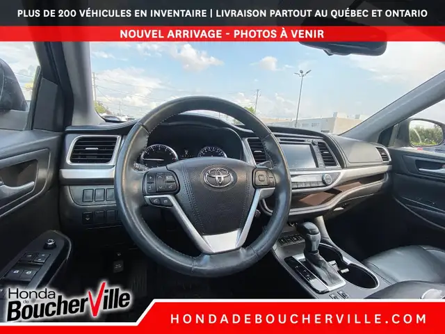 2016 Toyota Highlander XLE 8 PASSAGER, TOIT OUVRANT, DÉMARRAGE S in Cars & Trucks in Longueuil / South Shore - Image 26