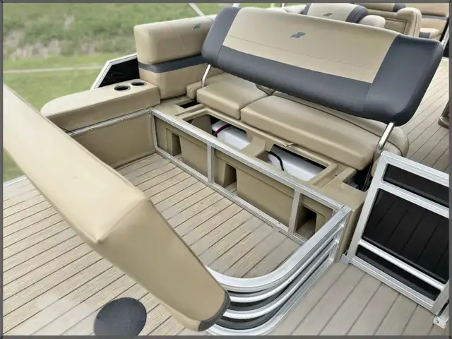 2023 Starcraft EX 22 Q o TARIFF FREE SAVINGS o in Powerboats & Motorboats in Sarnia - Image 18