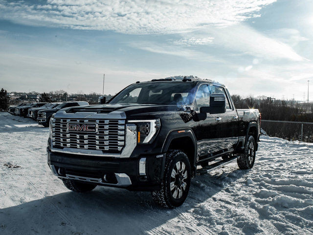 2025 GMC Sierra 2500HD Denali in Cars & Trucks in Strathcona County - Image 3