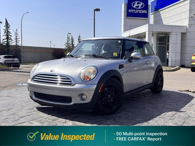 2010 MINI Cooper Hardtop 3M | No Accidents | 2 Sets of Tires in Cars & Trucks in Calgary
