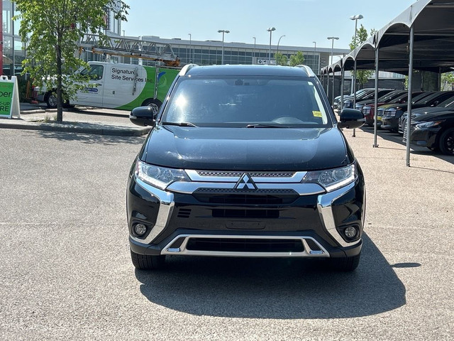 2020 Mitsubishi Outlander SEL S-AWC - 7 PASSENGER / SUNROOF in Cars & Trucks in Calgary - Image 2