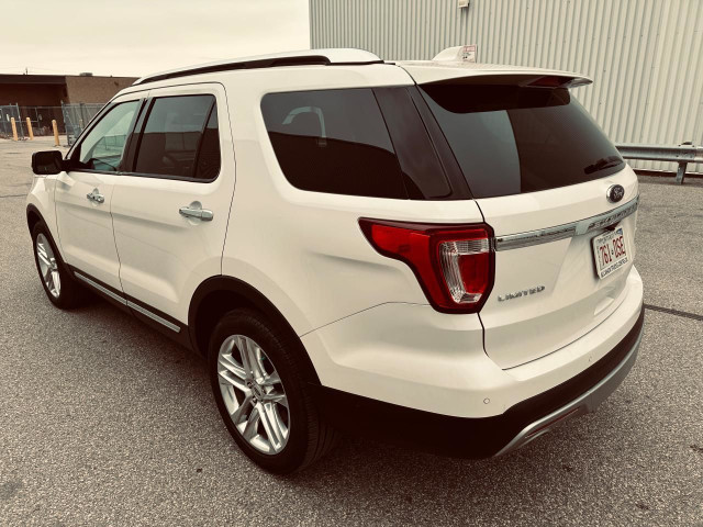 2017 Ford Explorer Limited Fully Equiped 7 Passengers 4WD in Cars & Trucks in Mississauga / Peel Region - Image 4