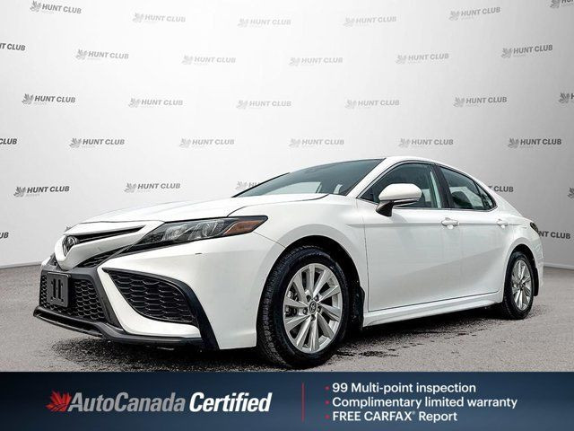 2023 Toyota Camry SE in Cars & Trucks in Ottawa