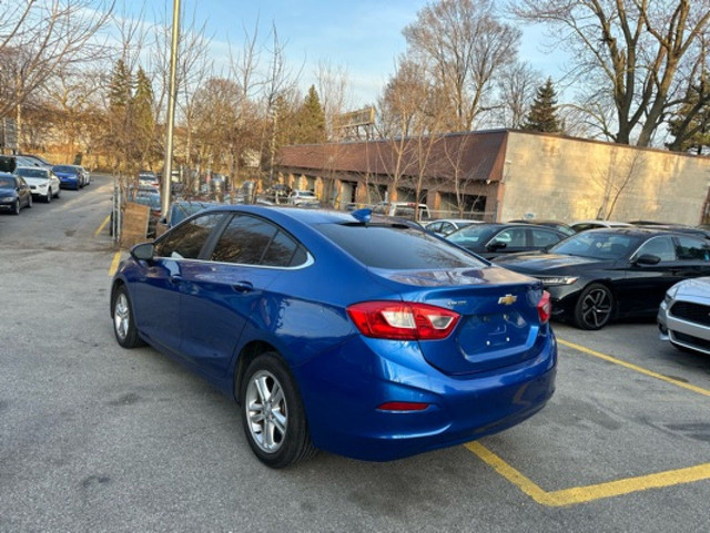 2016 Chevrolet Cruze Limited 4dr Sdn LS w/2LS in Cars & Trucks in City of Toronto - Image 2