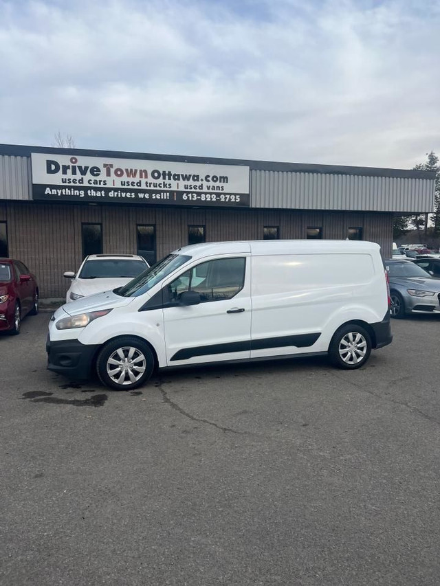  2017 Ford Transit Connect XLT in Cars & Trucks in Ottawa