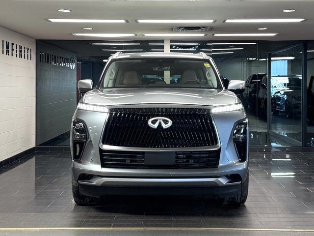 2025 INFINITI QX80 LUXE in Cars & Trucks in Calgary - Image 2