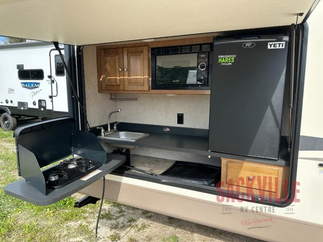 2018 Forest River RV Flagstaff Super Lite 29FBWS in Travel Trailers & Campers in Moncton - Image 4