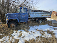 1969 Ford Grain Truck 880