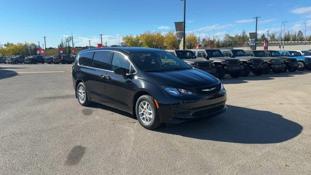 2024 Chrysler Grand Caravan SXT | Heated Seats | Remote Start in Cars & Trucks in Edmonton - Image 2