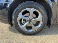 Recent Arrival! AWD, 4-Way Manual Passenger Seat, 6 Speakers, 8-Way Power Driver Seat, Adaptive Crui... (image 2)