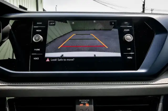 2024 Volkswagen Taos Comfortline • SUNROOF • HEATED SEATS in Cars & Trucks in Ottawa - Image 25