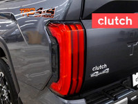 NO ACCIDENTS / CLEAN CARFAX / 1 OWNER / Pre-Collision System, Parking Sensors, Rear Cross Traffic Al... (image 9)