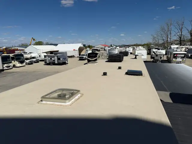 2019 Forest River Sandpiper 404QBWD  in Park Models in St. Albert - Image 13