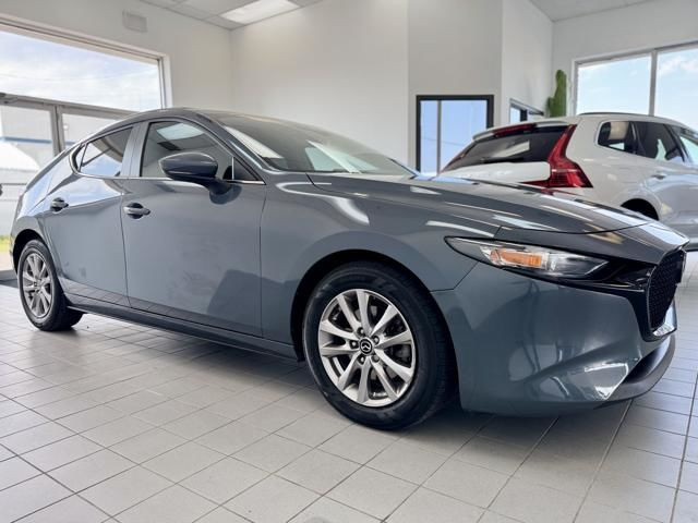 2019 Mazda Mazda3 GS at AWD Incoming Vehicle! in Cars & Trucks in Calgary - Image 4