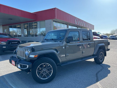  2020 Jeep Gladiator OVERLAND EDITION, CLEAN CARFAX!