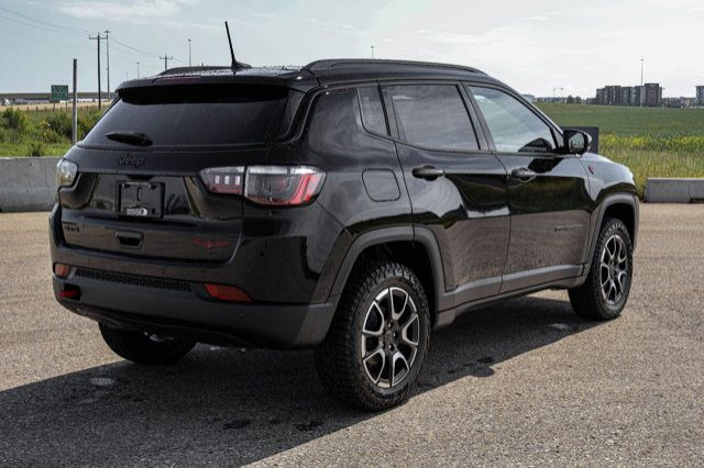 2025 Jeep Compass Trailhawk in Cars & Trucks in Strathcona County - Image 4