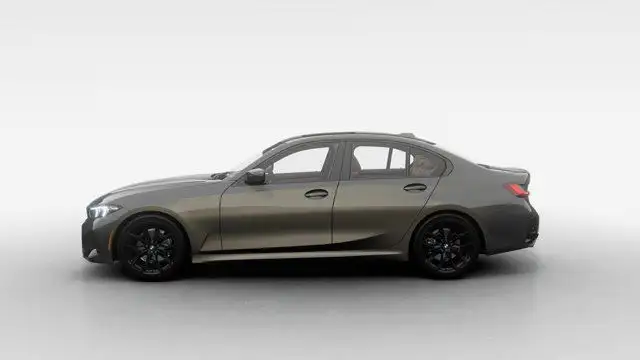 2025 BMW 3 Series 330i xDrive in Cars & Trucks in Laval / North Shore - Image 7