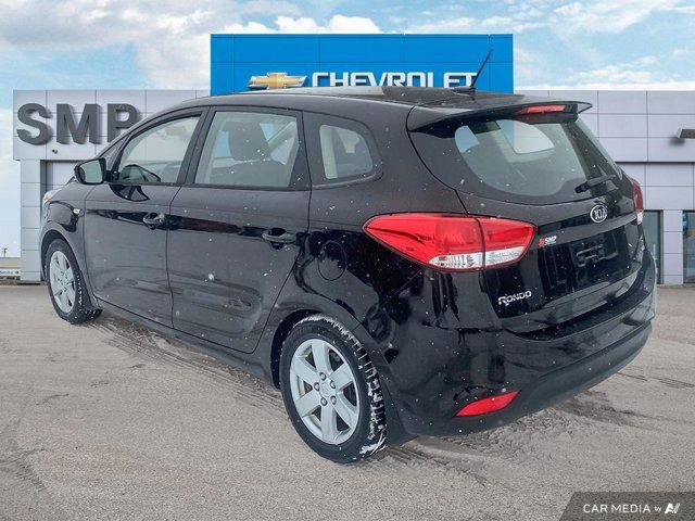 2016 Kia Rondo LX | Auto | New Tires | Power Windows | in Cars & Trucks in Saskatoon - Image 4