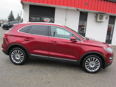 2015 Lincoln MKC | LOADED | LEATHER | PANORAMIC SUNROOF |