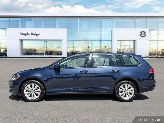 2017 Volkswagen Golf SportWagen Trendline | Connectivity dans Autos et camions dans Tricities/Pitt/Maple - Image 3