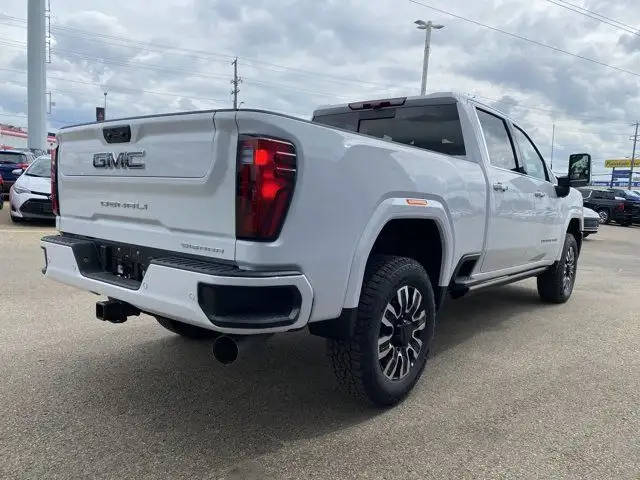 2025 GMC Sierra 3500HD Crew Cab Denali Ultimate in Cars & Trucks in Edmonton - Image 8