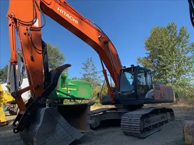 Hours: 6185 | Location: Prince George, BC, CA | Arms: Long Arm; Attachments: Aux Hydraulics; Attachm...
