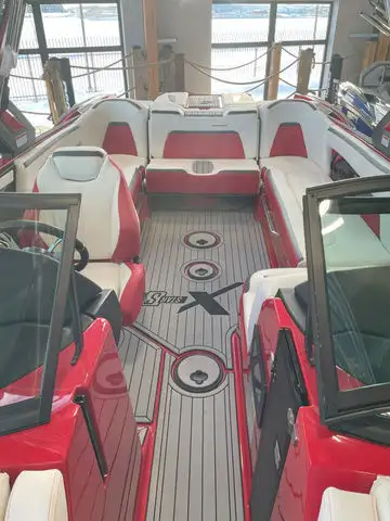 2024 MasterCraft XStar S in Powerboats & Motorboats in Saskatoon - Image 47