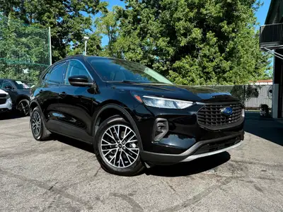 2023 FORD ESCAPE PHEV PLUG-IN-HYBRID EN SUPERBE CONDITION MECANIQUE ET ESTHETIQUE!!!!! CELAN CARFAX!...