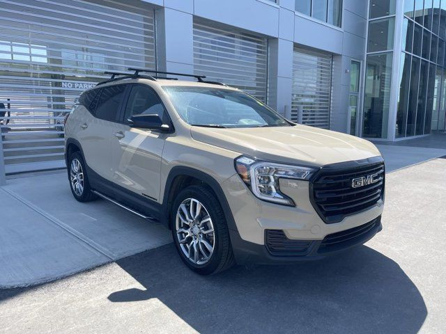2023 GMC Terrain SLE in Cars & Trucks in Calgary