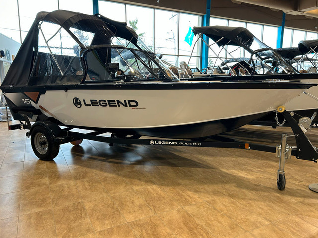 2023 Legend X16 Cognac in Powerboats & Motorboats in Laval / North Shore