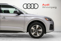 It's easy to see why the Q5 is one of the best selling SUV's in it's class! This low KM, locally own... (image 4)