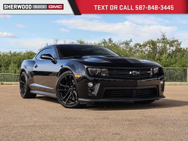 2015 Chevrolet Camaro ZL1 Supercharged 6.2L Auto in Cars & Trucks in Strathcona County