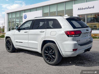 This Jeep Grand Cherokee delivers a Regular Unleaded V-6 3.6 L/220 engine powering this Automatic tr... (image 2)