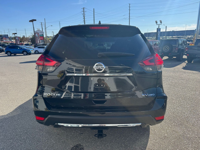 2017 Nissan Rogue SV in Cars & Trucks in Markham / York Region - Image 3